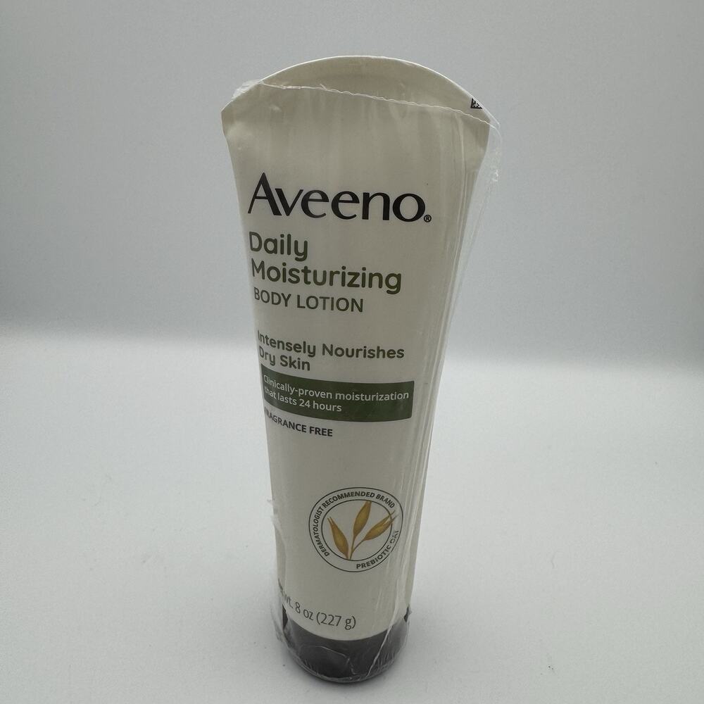 Aveeno Daily Moisturizing Lotion Skin Protectant Dry Skin Relief Nongreasy 8oz